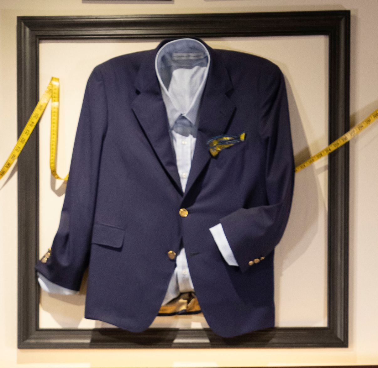men's blue blazer with gold buttons 